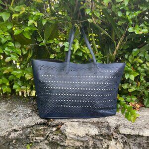 Saks Fifth Avenue Navy Blue Beach Bag / Tote (NWOT)